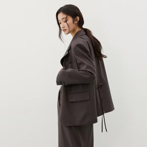 [최초가 249,900원] 백 스트랩 테일러드 자켓_3COLORS