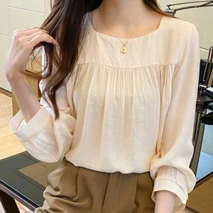 [브리치] 나바바 / NB906 여성 스윗 베이직 셔링 스퀘어넥 블라우스