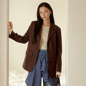 [정가329,000]싱글 쓰리버튼 스웨이드 자켓 OL5XJ8800