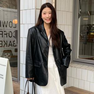 [정가329,000]싱글 페이크 레더 자켓 OL5XJ8680