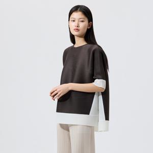 [최초가 198000원] 플레어 배색 플리츠 티셔츠_EPTSS026009