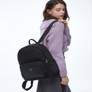 헤지스 액세서리 여성 [[25SS]] WIBA5E706BK [스테디셀러] 블랙 단색 나일론 백팩