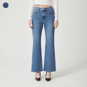 [본사직영] 여성 뒷 디테일 플레어 부츠컷 YN1D6057