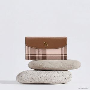 헤지스 액세서리 여성 [[25SS]] WIHO5E702D2 [스테디셀러] 버건디 체크 소가죽 카드지갑