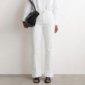 [최초가132,000]심플 화이트 코튼 진_FVPT260101