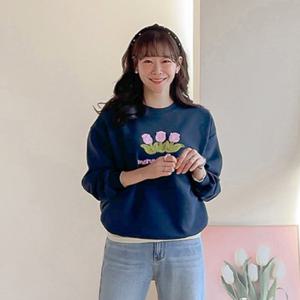 밀리노 사랑스런 튤립자수 여유핏 맨투맨티