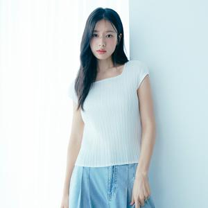 [미리주문10%]X요이츠 26SS 플리츠 스퀘어캡소매 2종