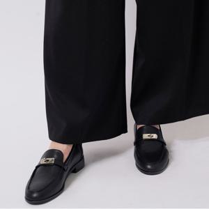 [신비][최초가238,000]소가죽 버클 포인트 클래식 로퍼_SLLF240203