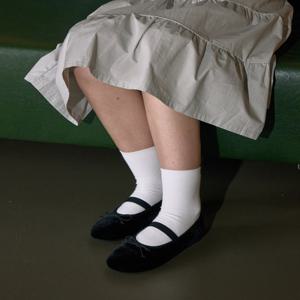 질 바이 질스튜어트 JLSO5E021BA [홀리] 블랙 라운드 토 벨벳 소프트 플랫