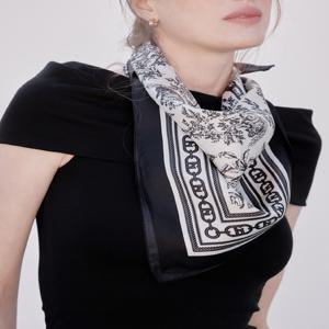 [인기신상]HISC5F300BK_Toile de Jouy 여성 블랙 사각 실크 스카프