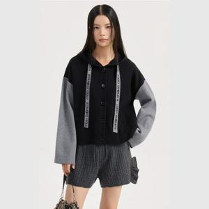 정상가 368,000원 자카드후드니트LQWCW25300