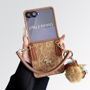 갤럭시z플립 7 6 5 4 3 호피 골드 말 데코덴 가죽 스트랩 케이스