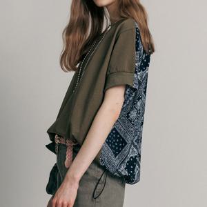 [마쟈] 백사이드 반다나 프린트 티셔츠