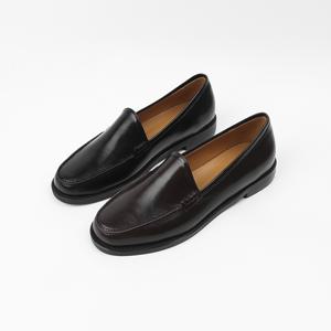 신난다슈 여성 로퍼 단화 2cm 플랫 구두 슬립온 클래식 발편한 낮은굽 SO25989