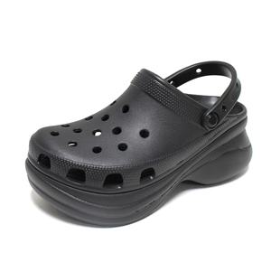 클래식 베이 클로그 샌들 블랙 여자 키높이 여름 신발 206302-001