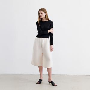 [무케] 몽플리쎄_여성 가로 플리츠 버뮤다형 팬츠 (아이보리) 주름옷 주름반바지 플리츠반바지