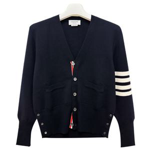 [명품] 26SS  사선 완장 4 바 밀라노 스티치 울 가디건 네이비 MKC160A 00014 415