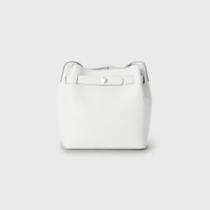 벨트 버킷백 화이트 블루벨엣지