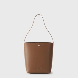 미디엄 카바스 숄더백 우드