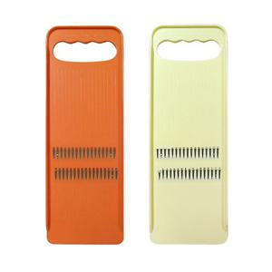 하이텍 사계절 가는 채칼 2개