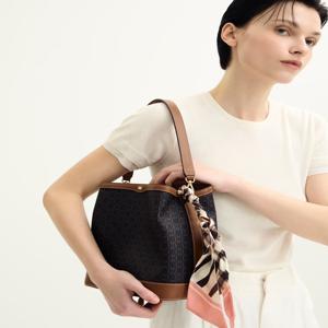 [SAINT BARNET] 브라운 세인트바넷 DD패턴 가죽배색 미디움 버킷백 DCBA5E863