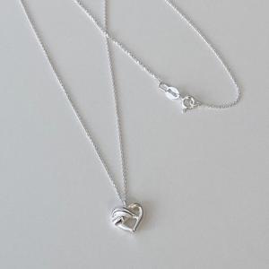 [브리치]  / 실버925 프레즐 하트 펜던트 데일리 은목걸이