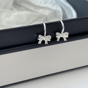 [브리치]  / 실버925 리본 후크 은귀걸이