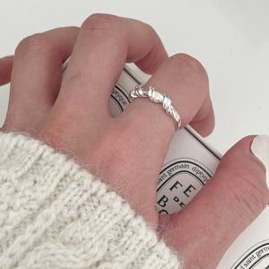 [브리치]  / 925실버 볼드 꼬임 매듭 포인트 실버 오픈링 은반지