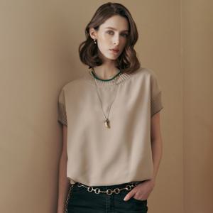 플리츠 캡소매 라운드넥 반팔 블라우스