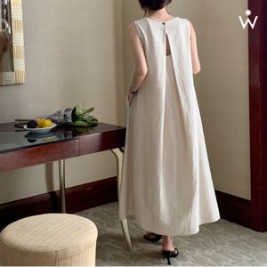 린넨 백 버튼 트임 민소매 롱 원피스 (WIAAOP072)
