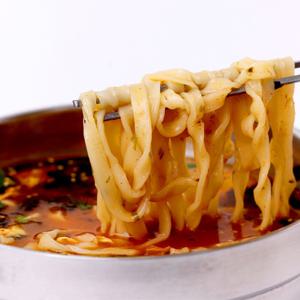 810g X 2팩 강릉 5대맛집 까치칼국수 깔끔하고 칼칼한 장칼국수