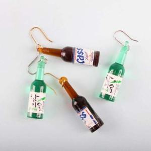 특이한 웃긴 소주 선물 참이슬 귀걸이 카스 쓸데없는