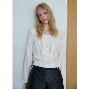 [에고이스트] ER4WB260 벨벳 러플 스트링 블라우스 (25년 겨울)