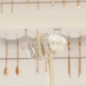 볼라레 세이브존01 자개진주10mm 귀찌 귀안뚫는 링귀걸이 SAE401