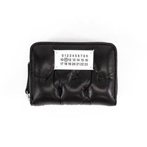 메종 마르지엘라 패치 패딩 로고 램스킨 지갑 블랙 SA1VX0018P6434 T8013