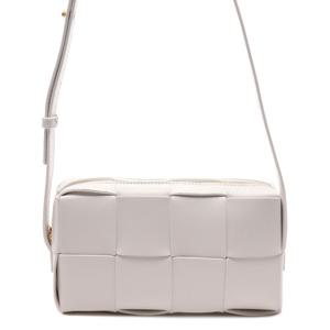 [보테가베네타] 23FW 여성 카세트 미니 크로스백 (755031 VCQC4 9009 23F)