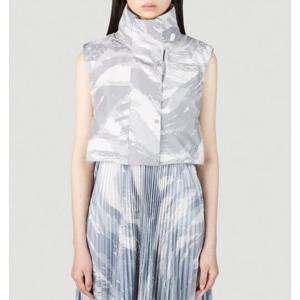 26 SS 몽클레어 하이크 Vanilis 바닐리스 하이넥 질렛 1A00006 M2914 F92