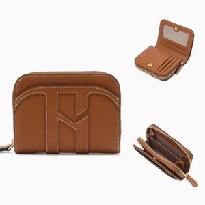 [헤지스] 브라운 이니셜로고 소가죽 반지갑 HIWA5F560W2