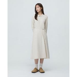 플라스틱아일랜드  (PR7KO081) BEIGE 반오픈 루즈핏 니트 원피스