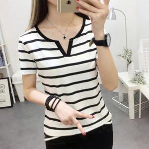 [다잇템][다잇템] 여성 슬릿 V넥 단가라 캐쥬얼 반팔티_20149924