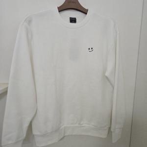 리트머스 HC38 스마일 맨투맨 LP9TU949