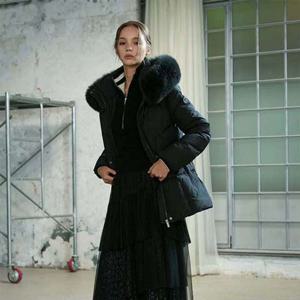 [에고이스트] (ER4TD003) 웨이스트 벨티드 폭스퍼 구스 숏점퍼