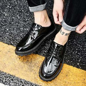 에나멜 스티치 유광 남자 데일리 패션 로퍼 구두