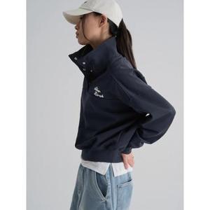 (356141CM5R) [에잇세컨즈] 자수 반집업 스웨트셔츠  네이비 [TAG가 49,900]