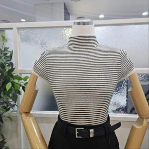 부루앤쥬디 sh06 골지하프하이넥반팔 크림 BBRJPO006B