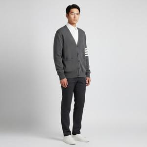 톰브라운 26SS 사선완장 밀라노 스티치 남성 가디건 MKC171A 00219 035