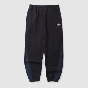 엄브로바지 NQK UP321SFP91-BLK 액티브 볼드라인 조거 팬츠 BLACK