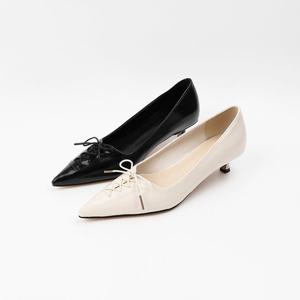 [신난다슈] 여성 구두 펌프스 힐 4cm 스틸레토 레이스업 리본 정장 구두 미들힐 ST251003