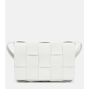 보테가베네타 Cassette 레더 숄더 백 P00502410