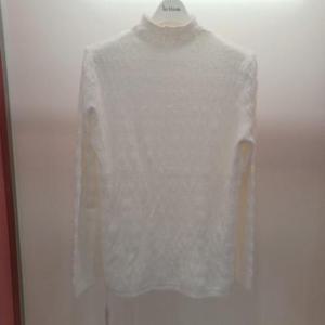 Destijl HC06 부드럽고 신축성 좋은 영문 엠보싱 뚝떨어지는 반목폴라 니트티 D2533sw07I